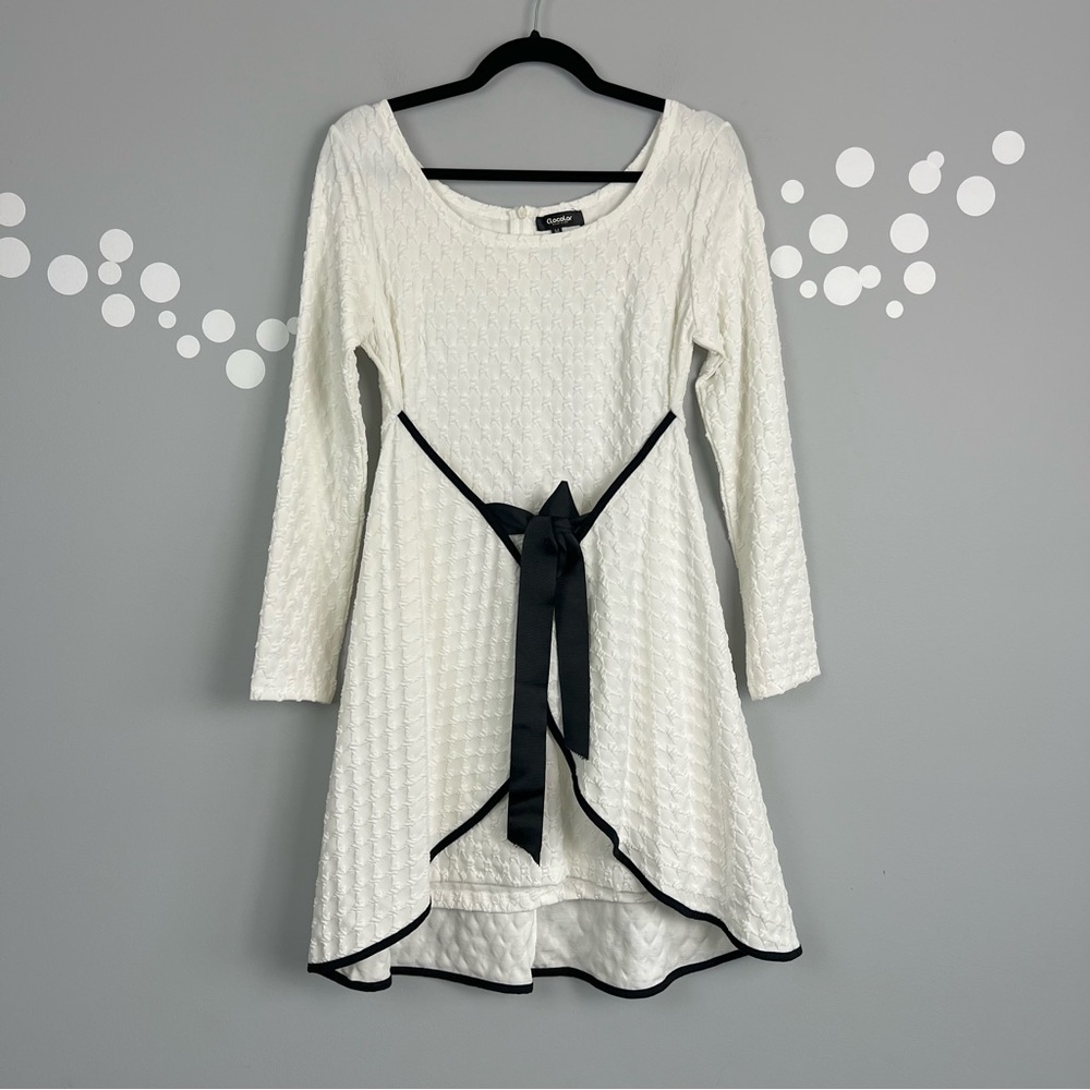 Clocolor Textured Wrap Tie Dress Size M